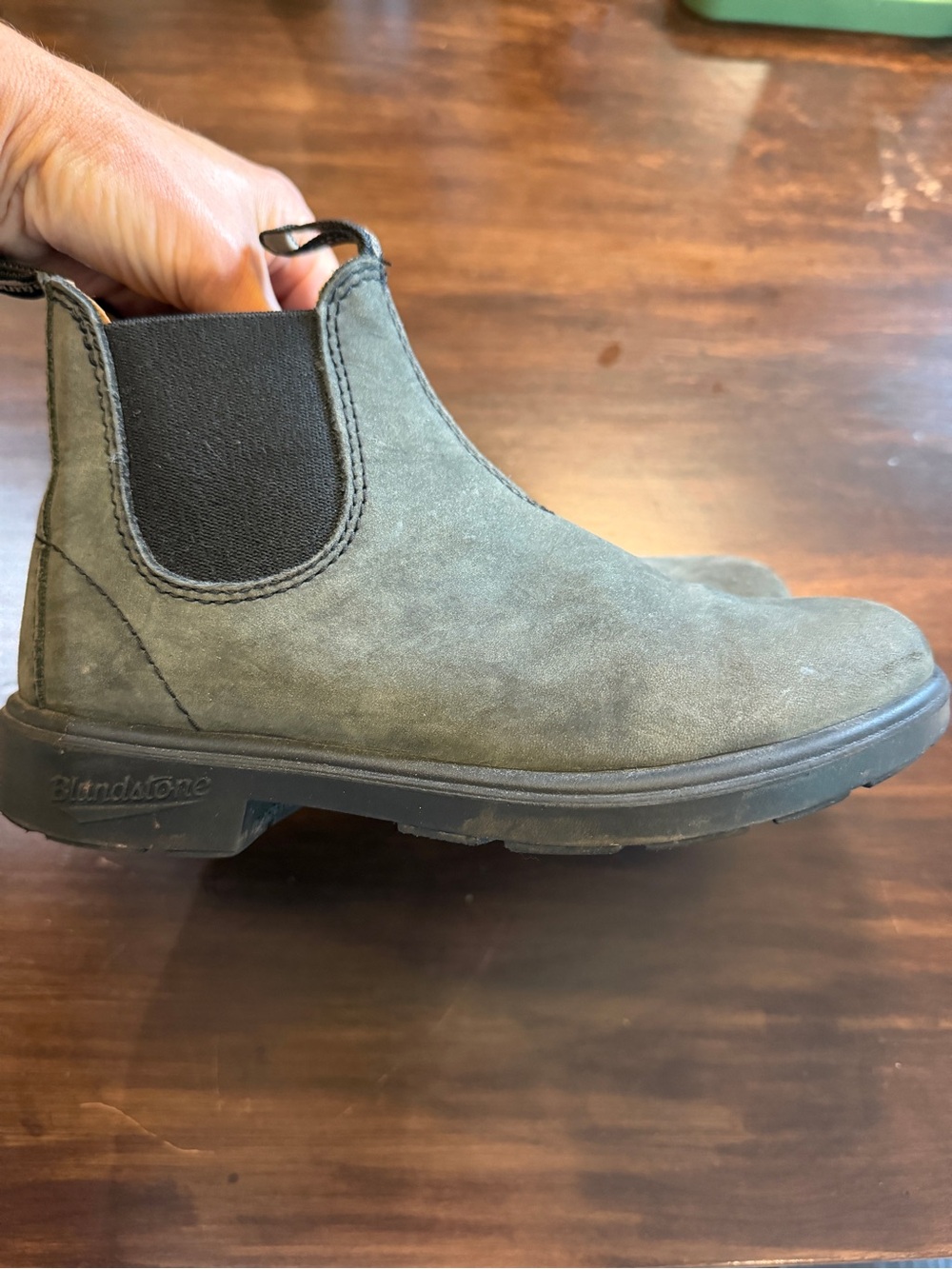 Blundstone Kids Boot - “Rustic Black” Size 1